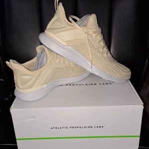 APL Men's Techloom Blazer Sneakers